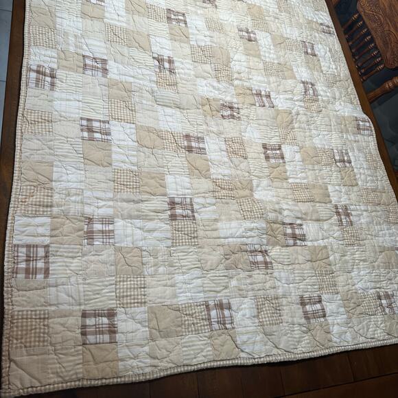 Pottery Barn Kids Patchwork Star Quilt Crib Throw 36x51 Toddler Wall Decor - Picture 2 of 8